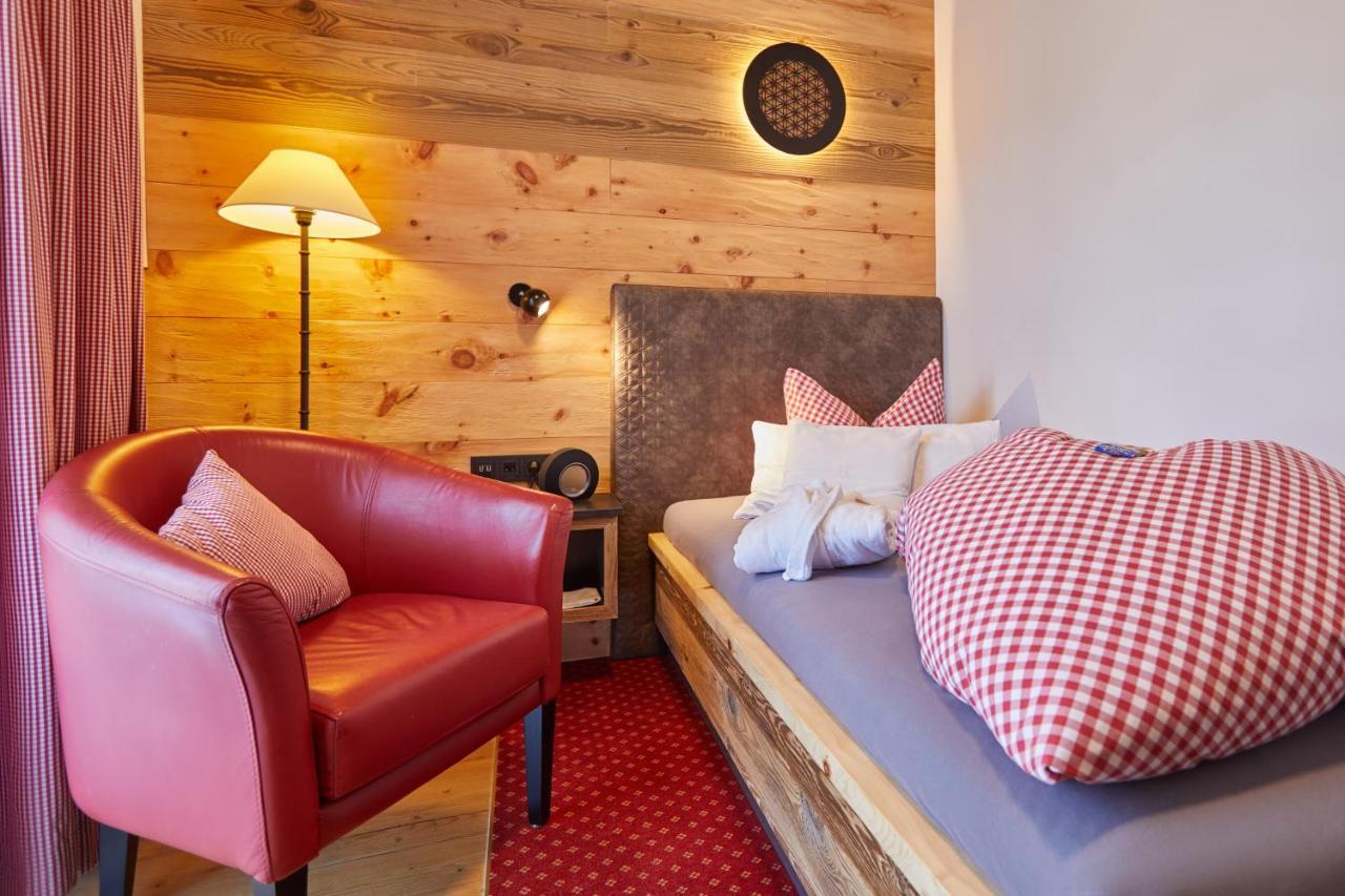 גראינאו Boutique Hotel Laengenfelder Hof מראה חיצוני תמונה